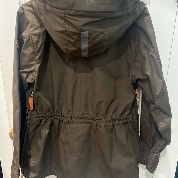 Fjallraven Women’s Jacket - Picture 7 of 7